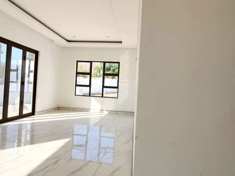 Beautiful Family Home for sale in New Town, Louis Trichardt - Photo 2