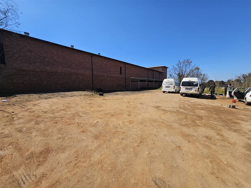 Commercial stand 2855m2 for sale in Louis Trichardt, CBD - Photo 3