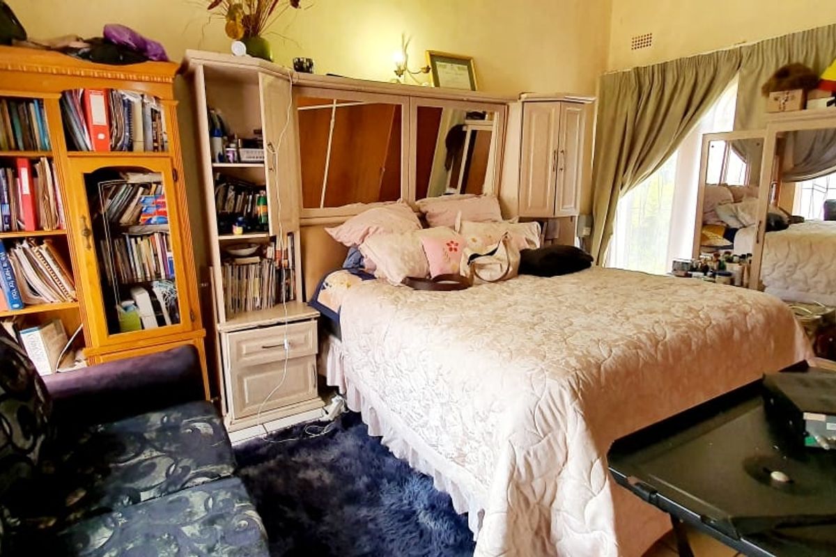 Property with ample  possibilities for sale. - Photo 4