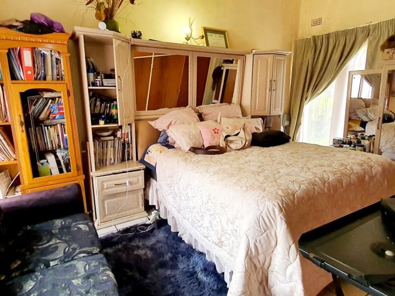 Property with ample  possibilities for sale. - Photo 4