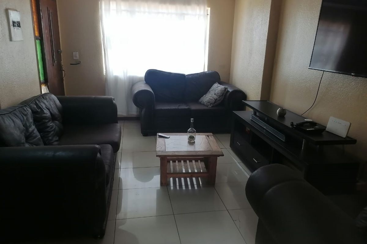 3 Bedroom House for sale in Louis Trichardt. - Photo 3