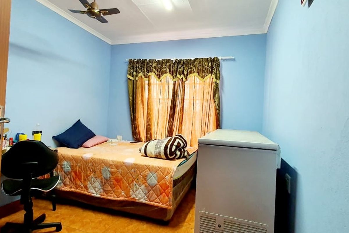 Property full of potential - Photo 5