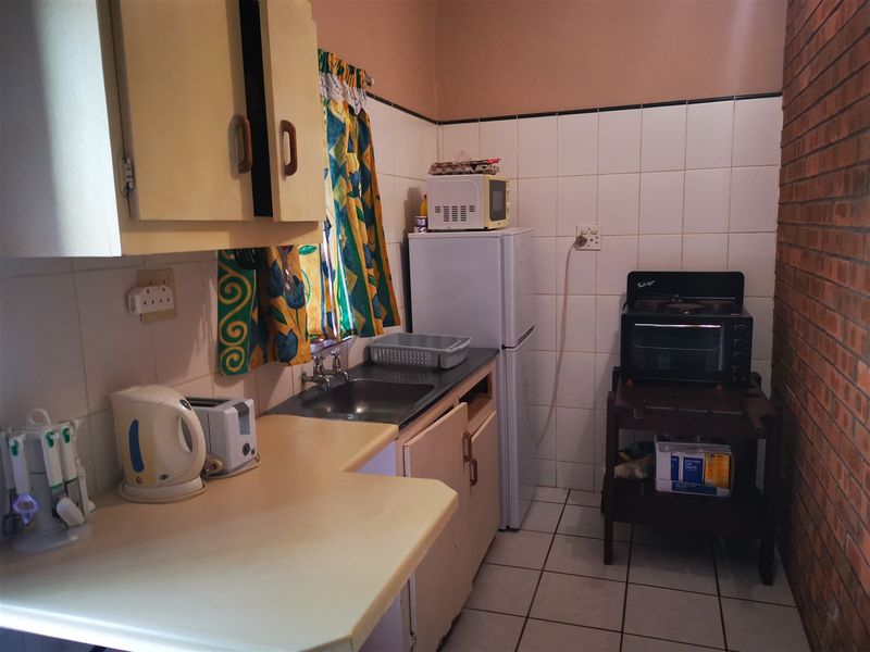 Furnished one bedroom to rent in the CBD, Louis Trichardt - Photo 3