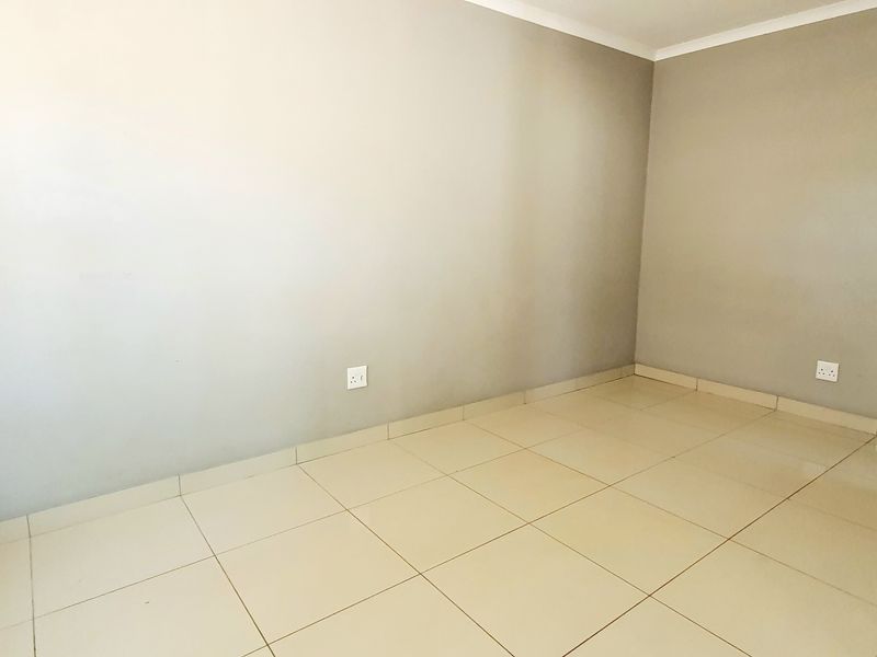 Bachelor Unit for rent in New Town, Louis Trichardt - Photo 5