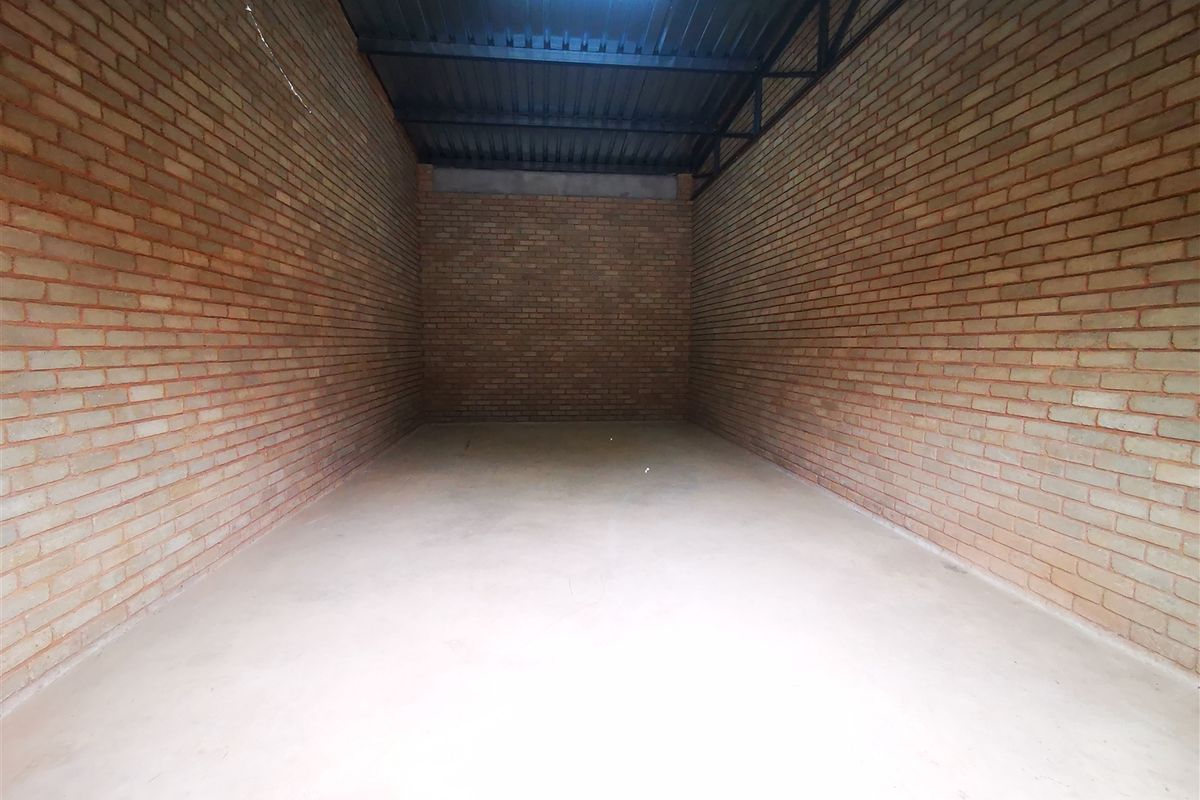 60m2 Storage unit to rent in Louis Trichardt - Photo 2