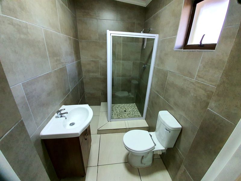 Luxurious  bachelor to rent in CBD, Louis Trichardt - Photo 7