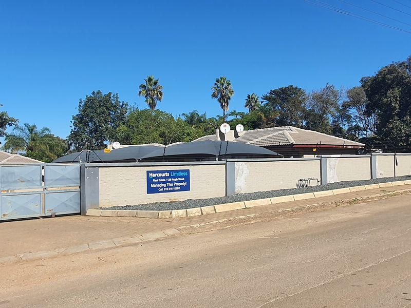 Cozy two bedroom unit to rent in old town,  Louis Trichardt - Photo 8
