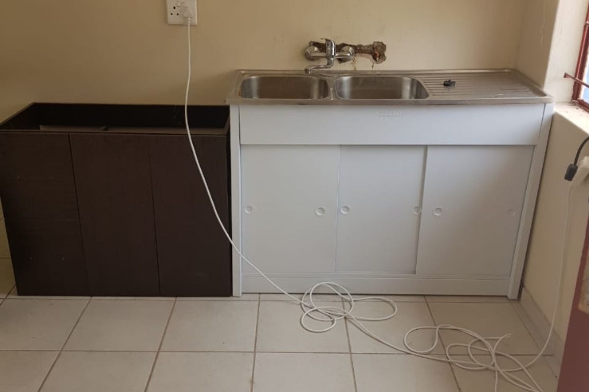Modern house for sale in Tshikota - Photo 5