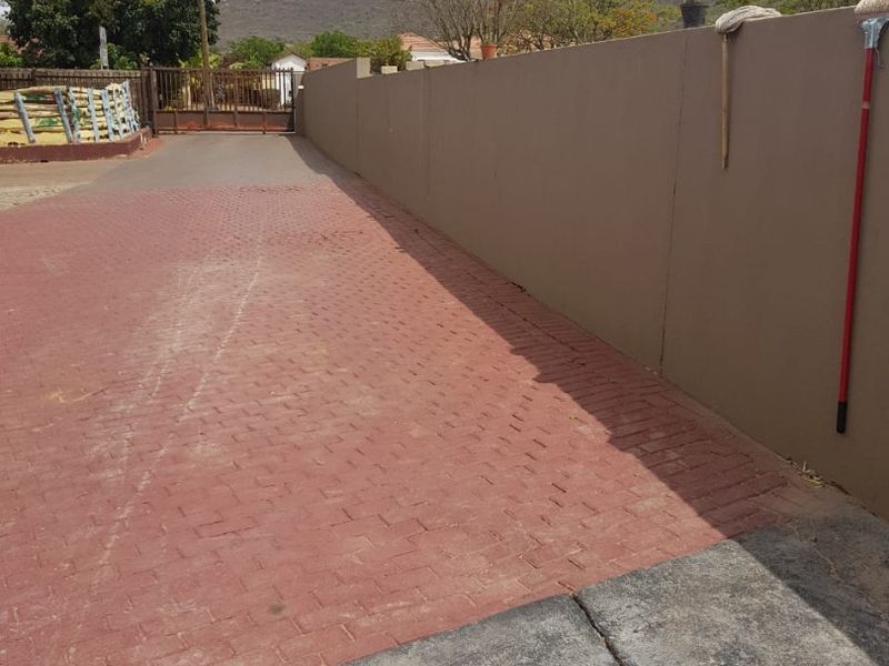 Modern house for sale in Tshikota - Photo 6
