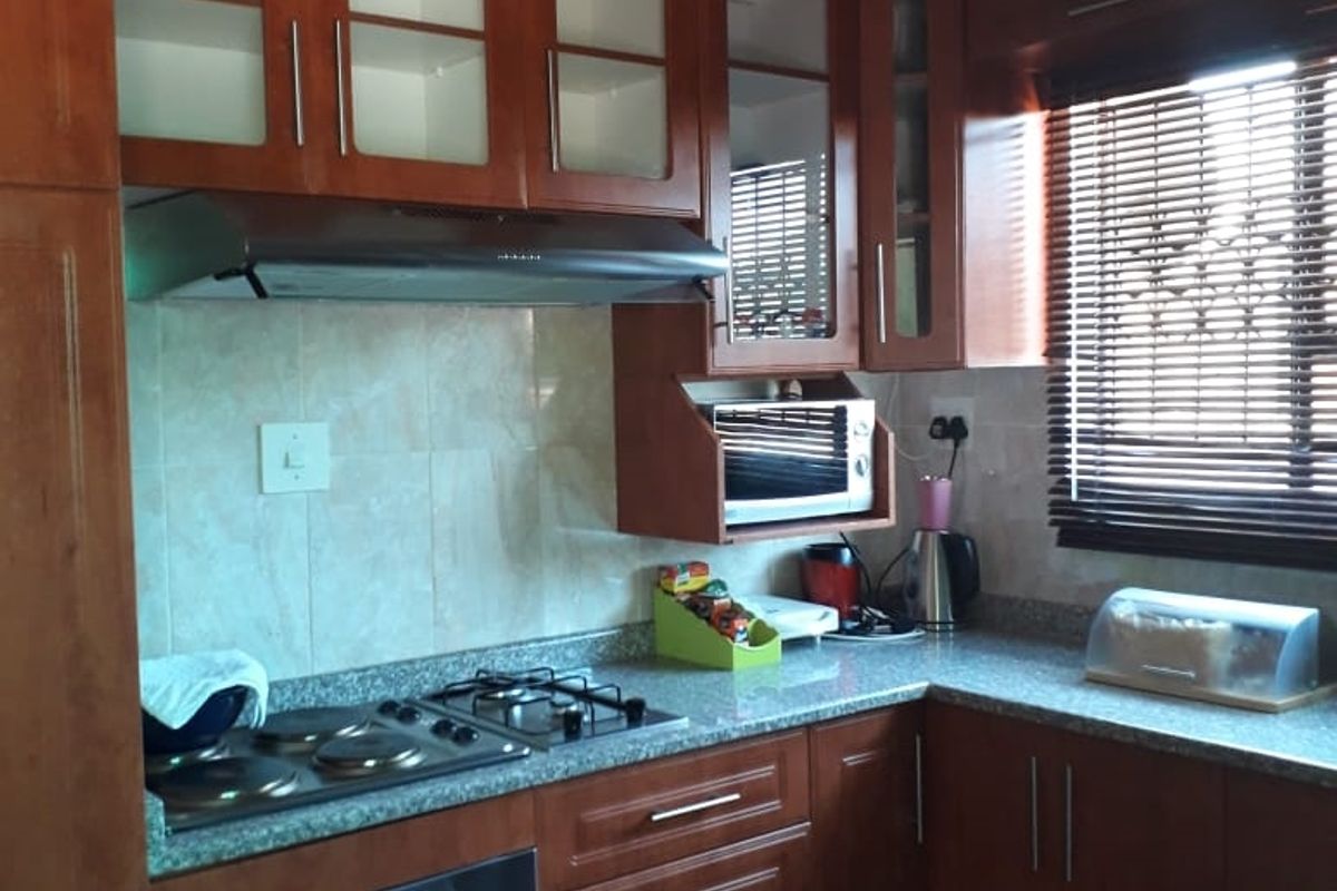 Modern house for sale in Tshikota - Photo 2