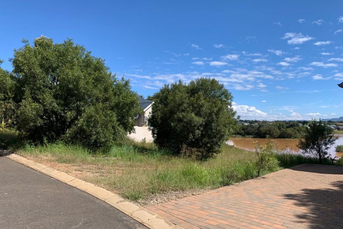 Stunning Waterfront Stand!!! - Photo 5