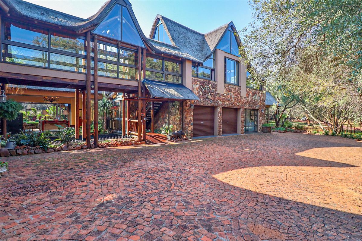 K'Shane Gentlemans Estate in Exclusive Game  and Nature Estate - Photo 3