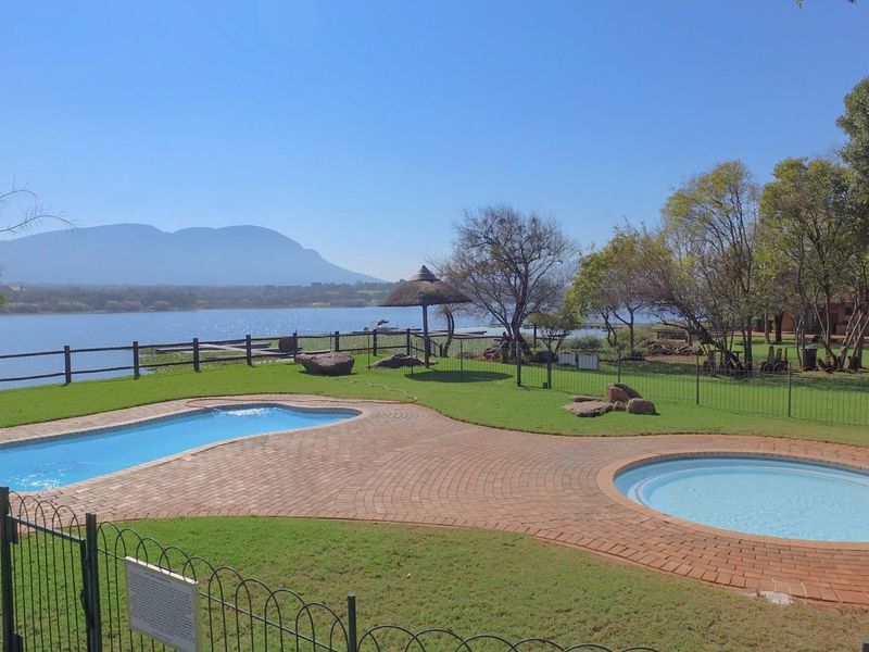 Large Double Stand in Sought After Estate!! - Photo 10