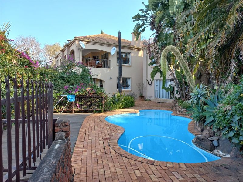 4 Bedroom Executive Lifestyle Home - Photo 8