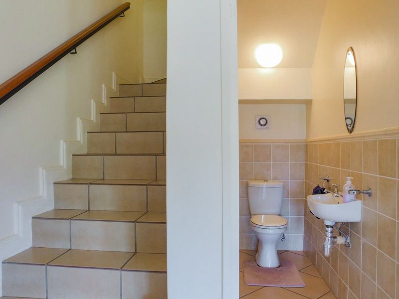 Lovely Townhouse!!! - Photo 7