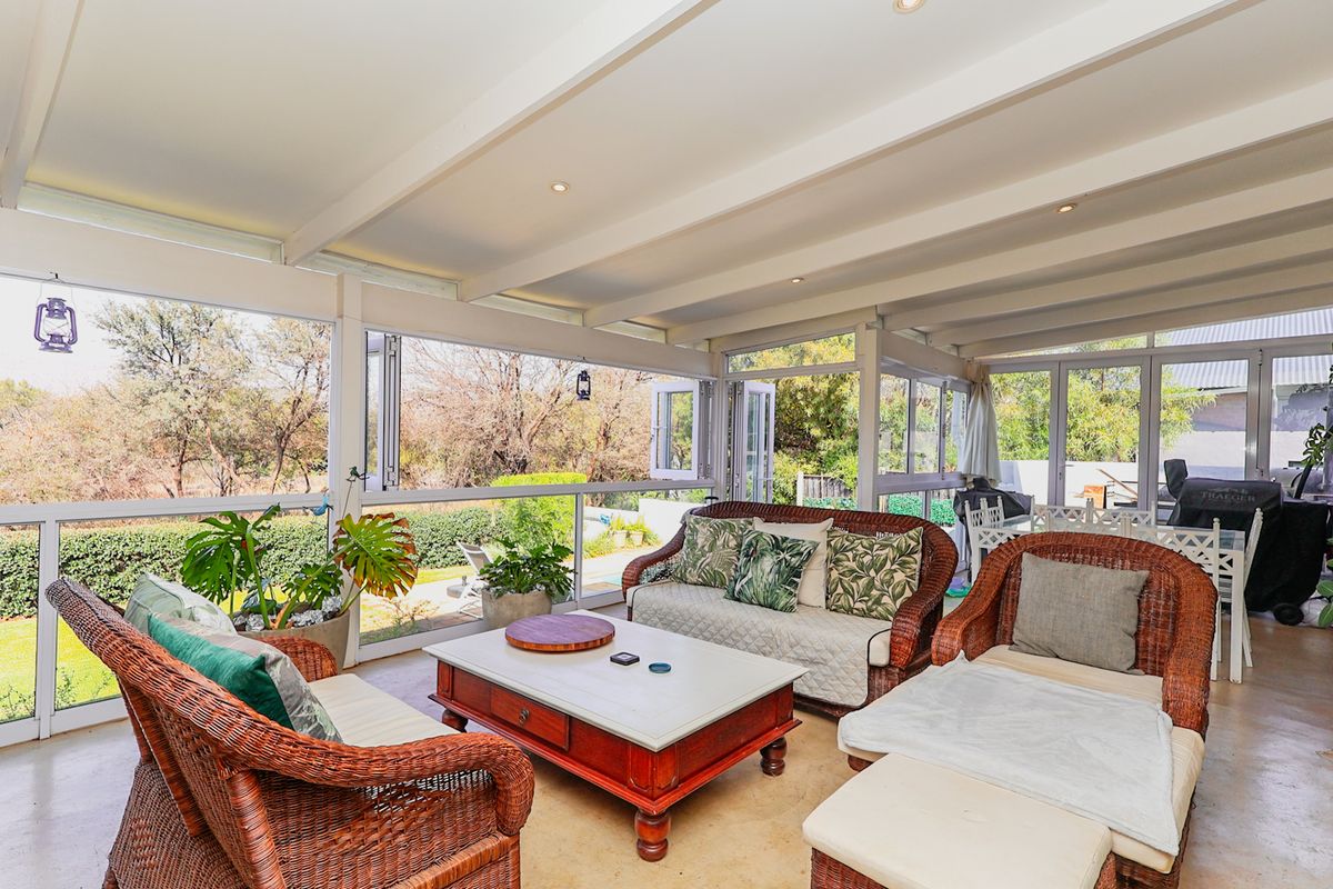 Designed for Entertaining with Exceptional Indoor-Outdoor Living - Photo 2