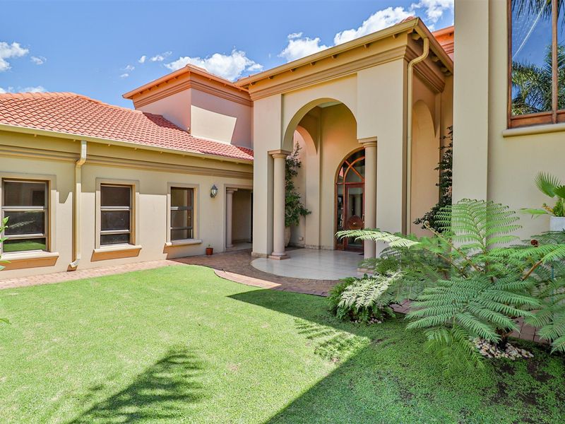 Truly an Executive Residence in Westlake Eco Estate - Photo 6
