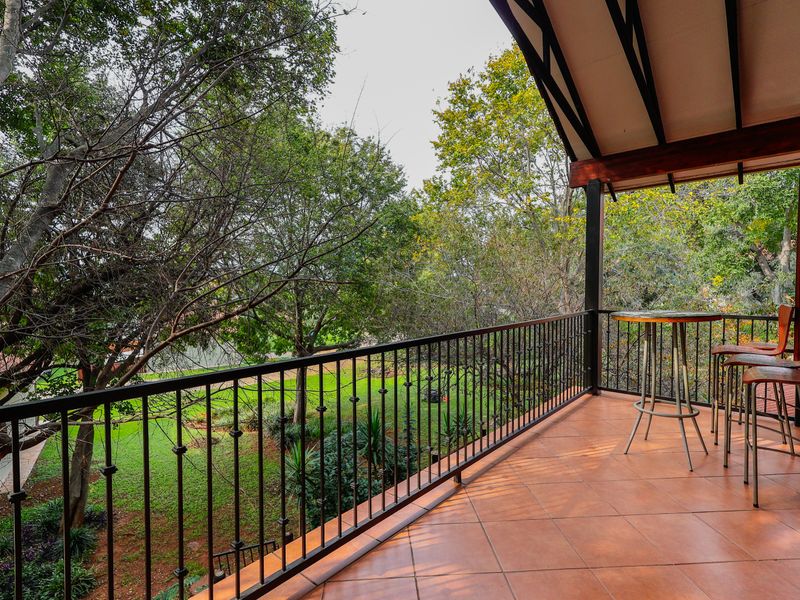Stunning Family Home! - Photo 3