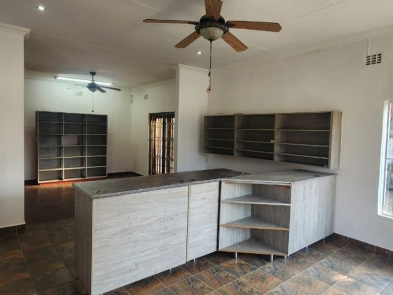 Well-Maintained Commercial Building – Fully Operational Office Space - Photo 1