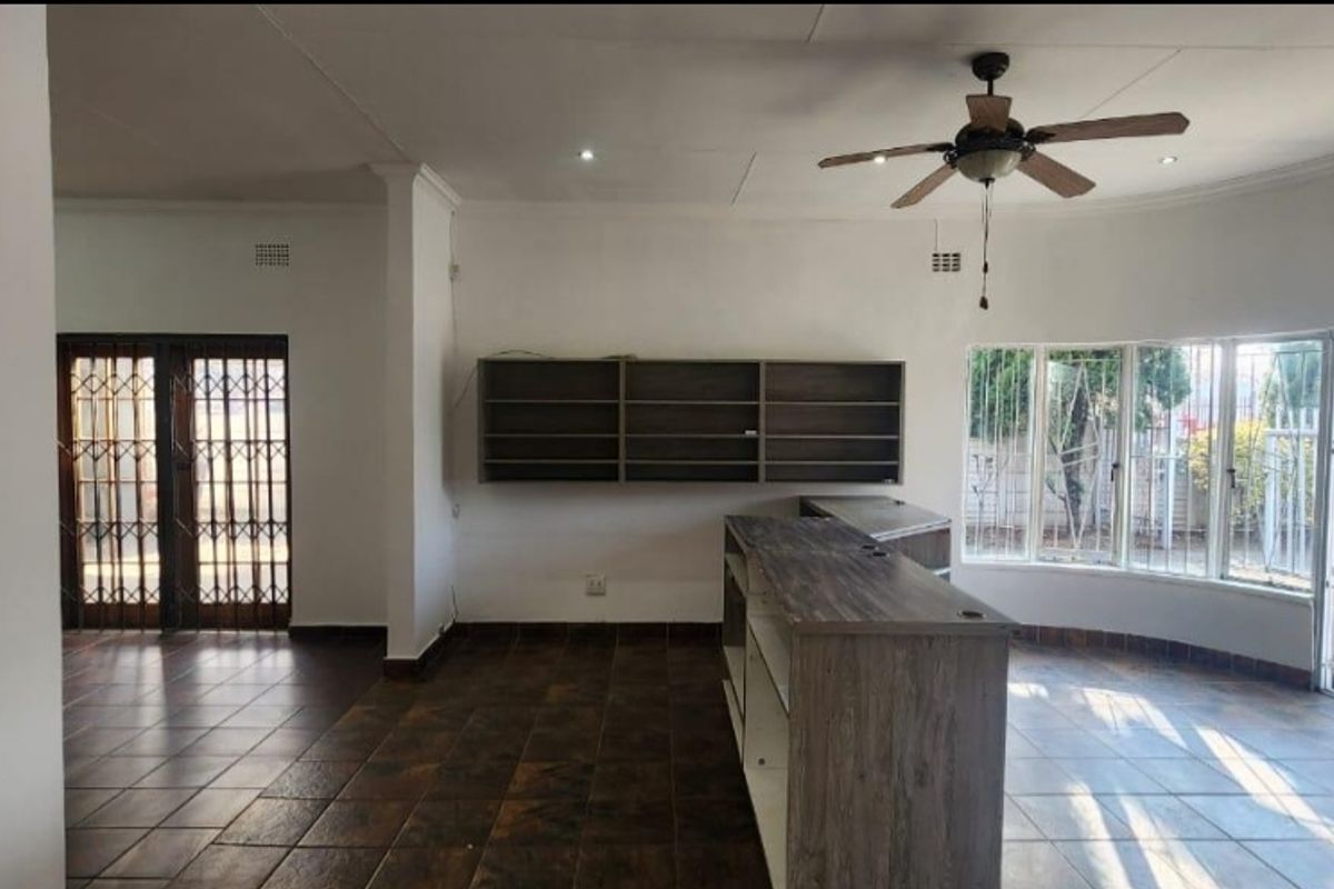 Well-Maintained Commercial Building – Fully Operational Office Space - Photo 3