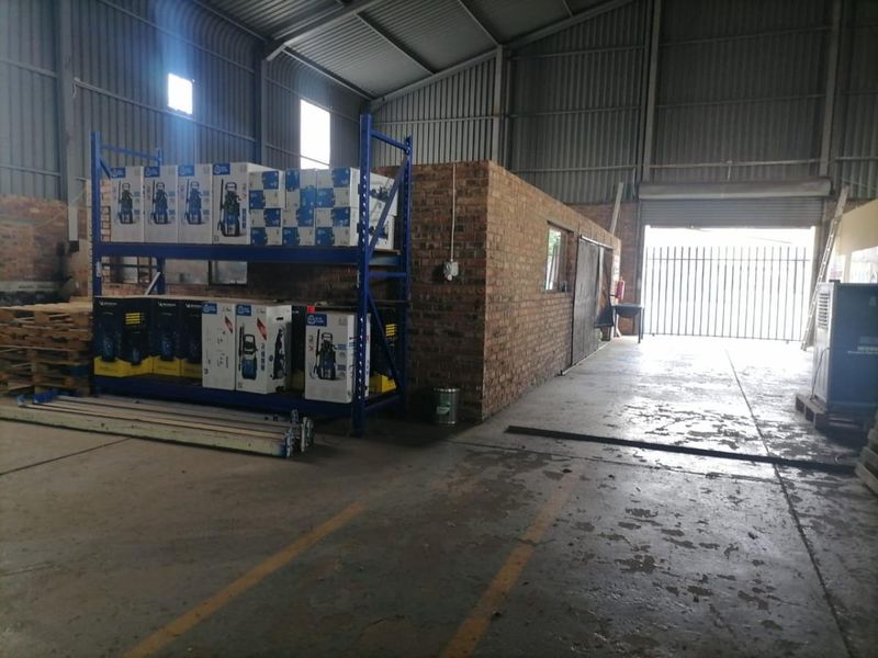Big commercial property awaiting you now - Photo 3