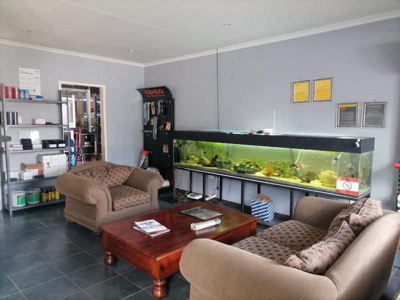 Big commercial property awaiting you now - Photo 7