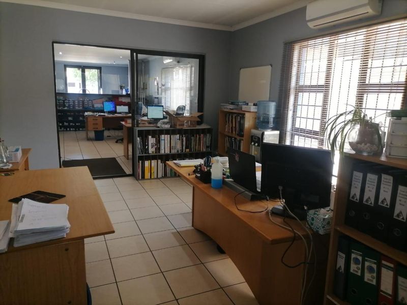 Big commercial property awaiting you now - Photo 6