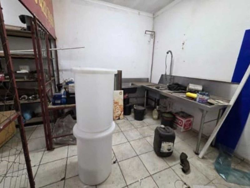 Prime Commercial Property with endless Potential-Perfect for Business Expansion. - Photo 9