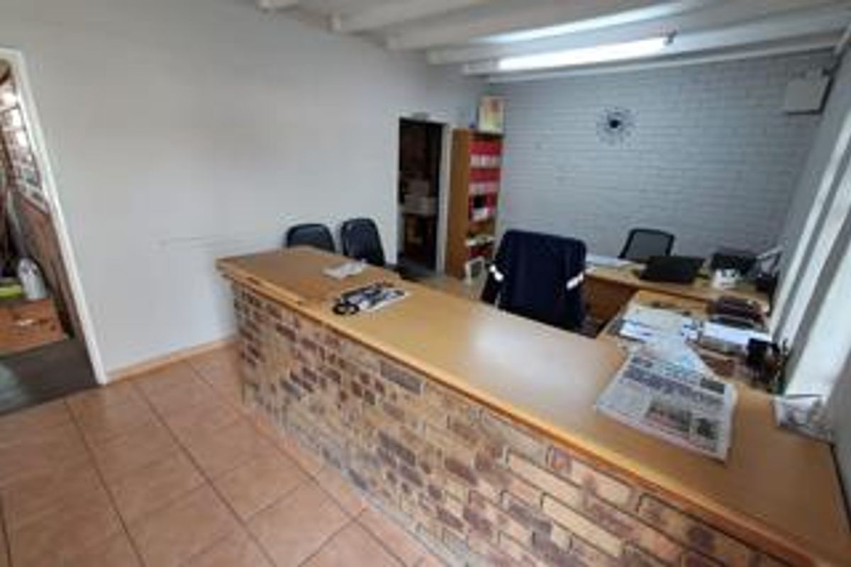 Industrial Workshop with Office For Sale – Prime Duncanville Location - Photo 3