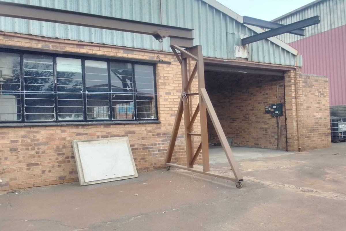 Industrial Workshop with Office For Sale – Prime Duncanville Location - Photo 5