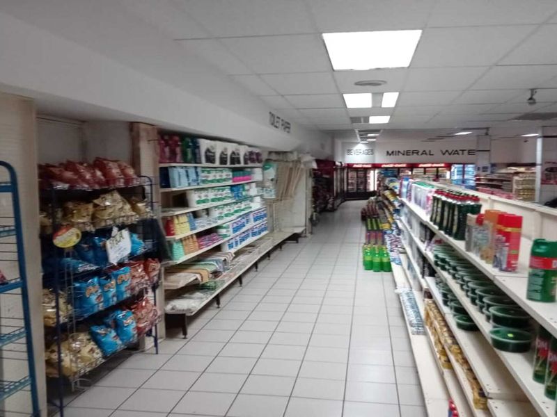 Prime Investment Opportunity – Supermarket, Butchery, Bakery & Student Accommodation - Photo 6
