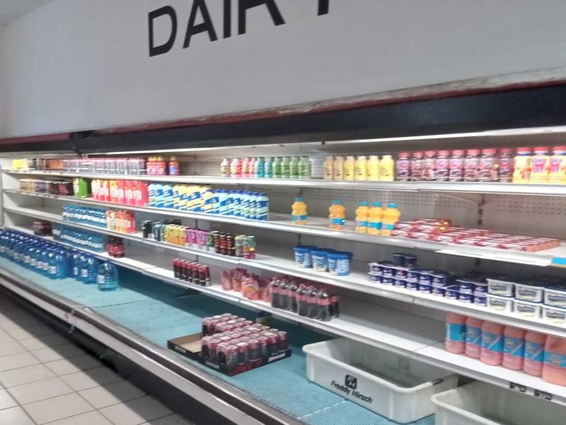 Prime Investment Opportunity – Supermarket, Butchery, Bakery & Student Accommodation - Photo 5
