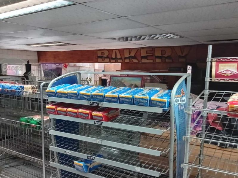 Prime Investment Opportunity – Supermarket, Butchery, Bakery & Student Accommodation - Photo 2