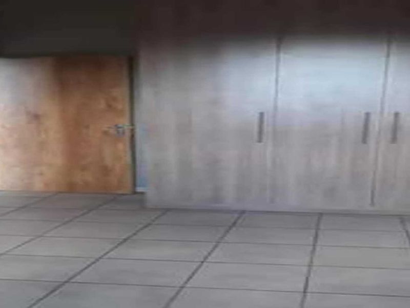 Commercial Building for Sale - Photo 4
