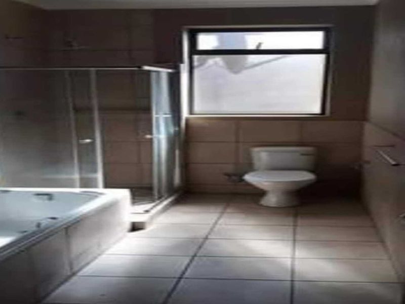 Commercial Building for Sale - Photo 6