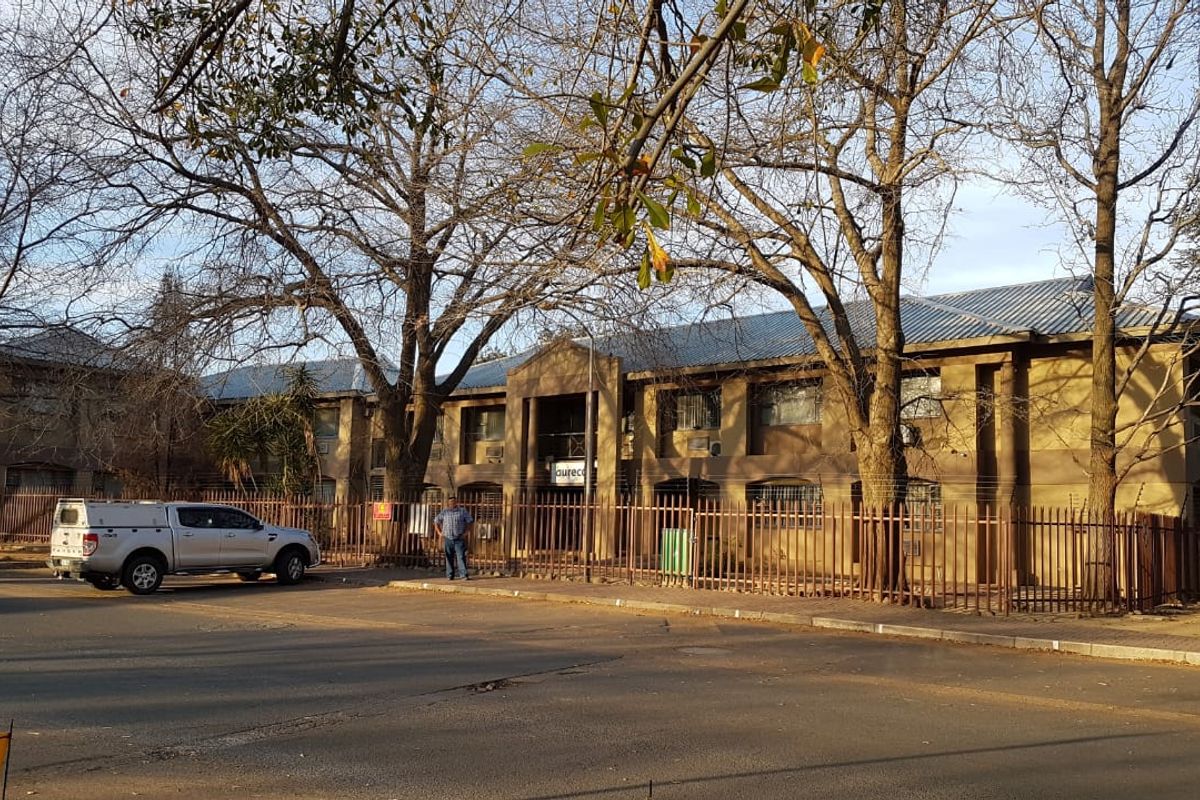 🏢 **JUST LISTED | COMMERCIAL PROPERTY** 🏢 - Photo 4