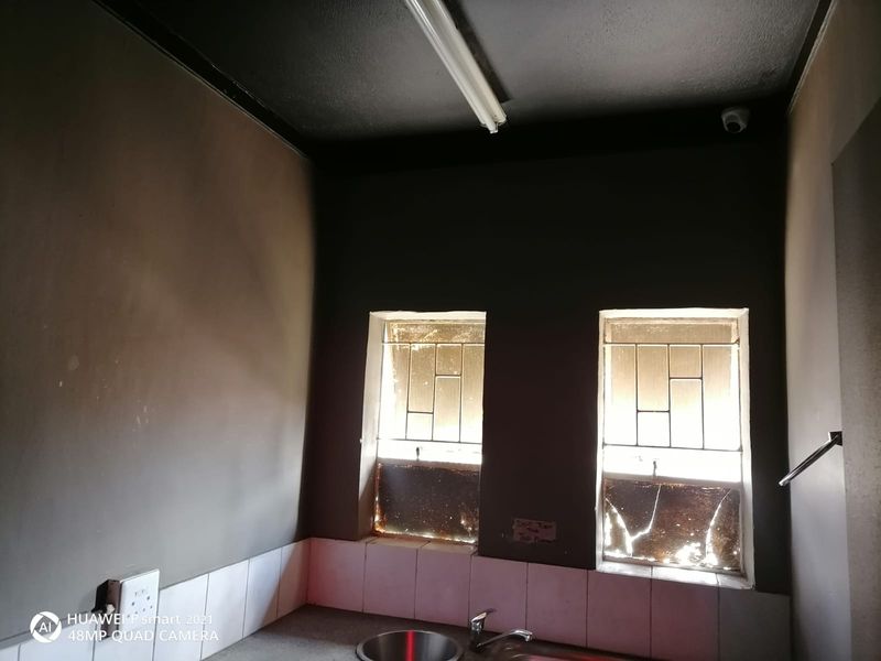 Investment Opportunity: Fully Zoned Commercial Space for Sale - Photo 10