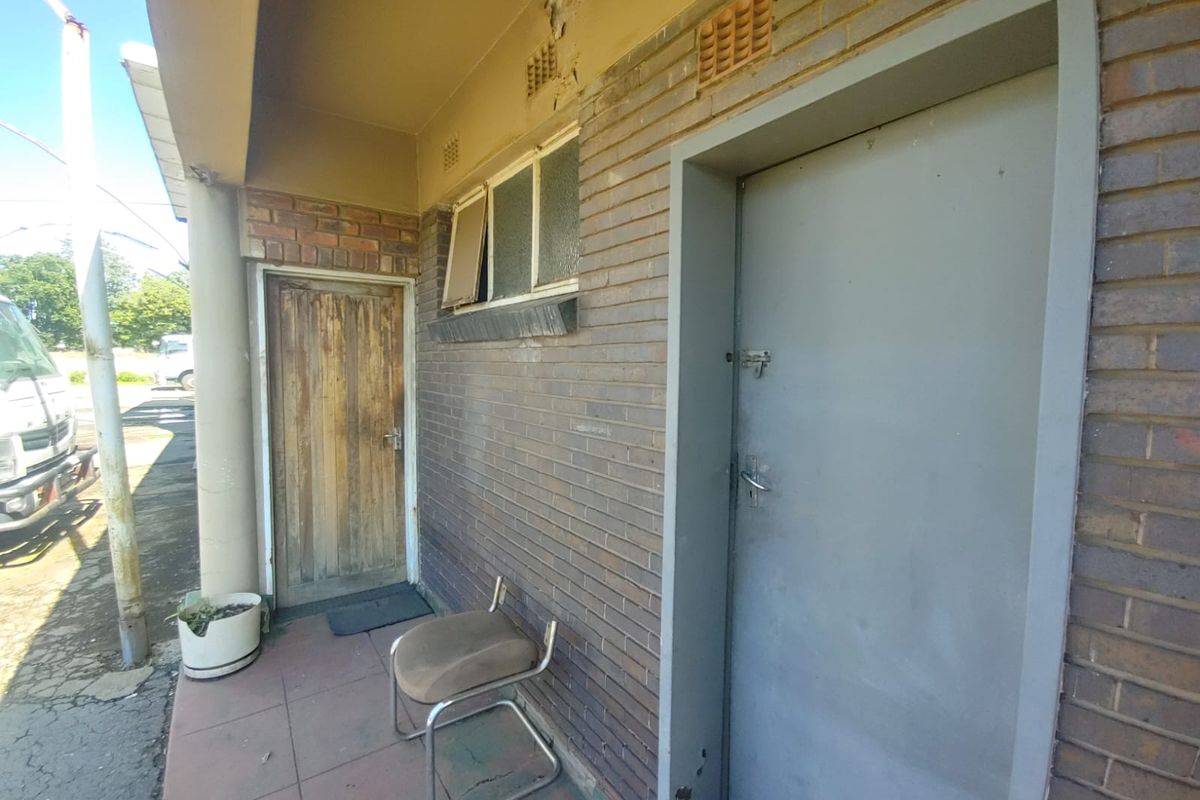 Prime Industrial Property for Sale in Duncanville, Vereeniging - Photo 5