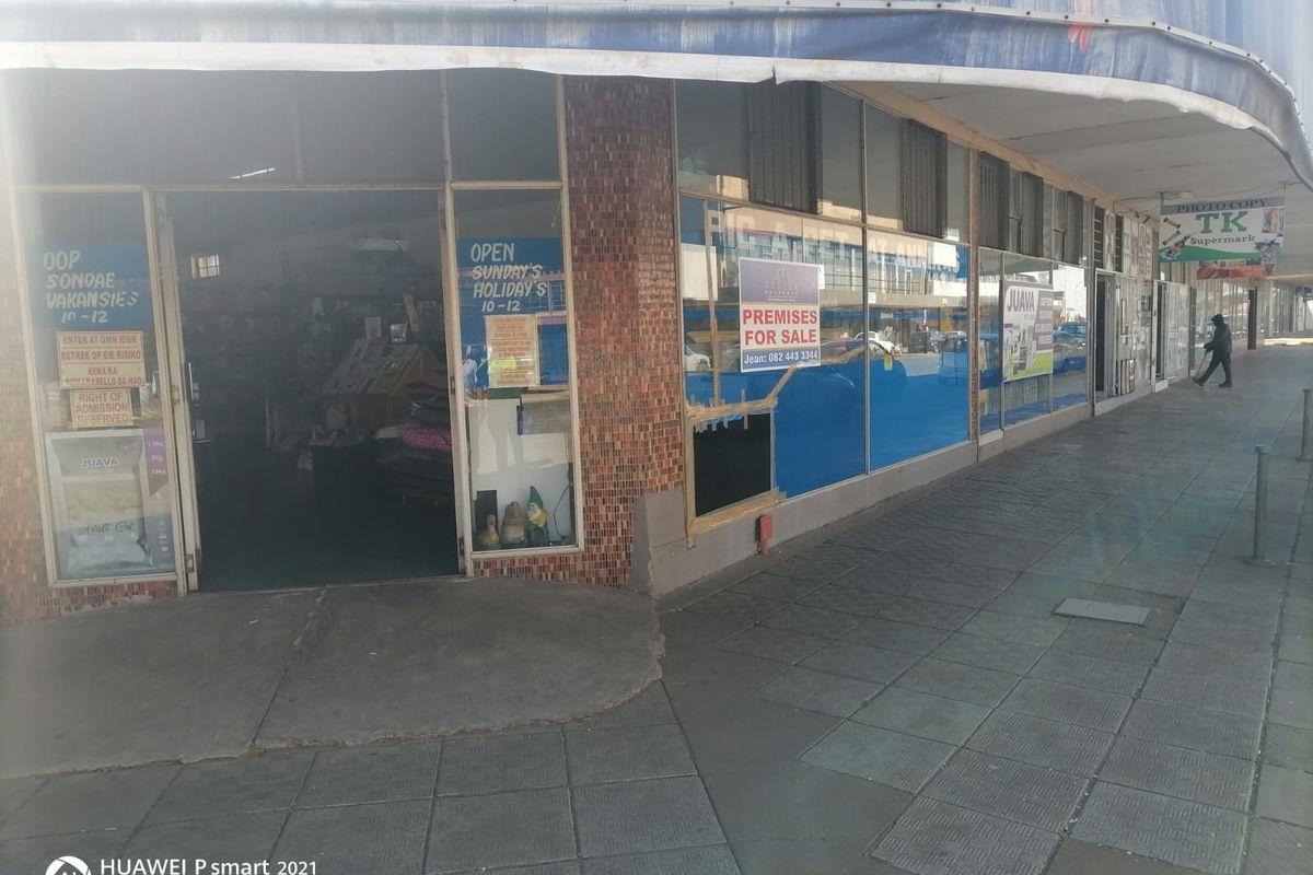 Well-Located Commercial Space for Retail or Service Business - Photo 5
