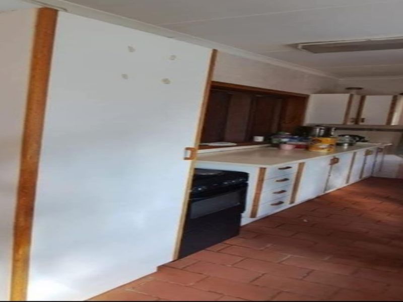 2.2 Hectare Institutional Property – Ideal for Church, Private School or Training Centre - Photo 2