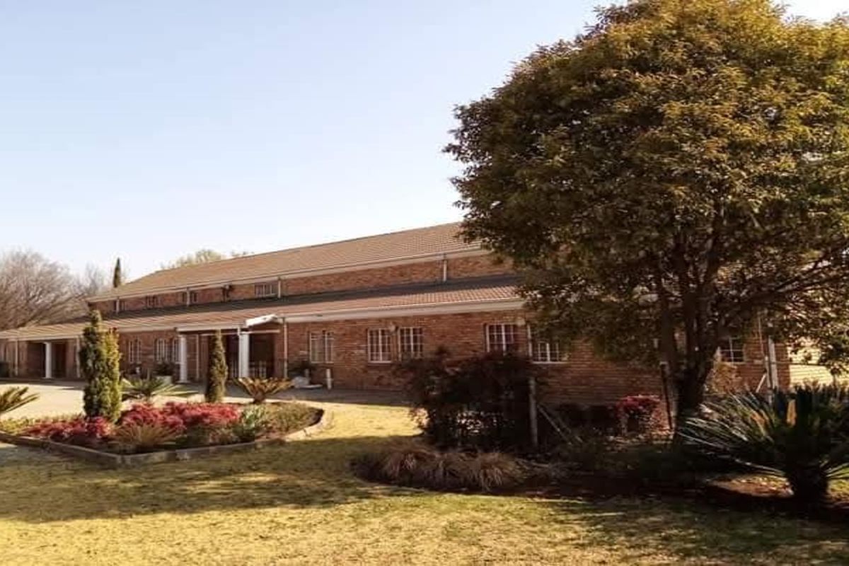 2.2 Hectare Institutional Property – Ideal for Church, Private School or Training Centre - Photo 5