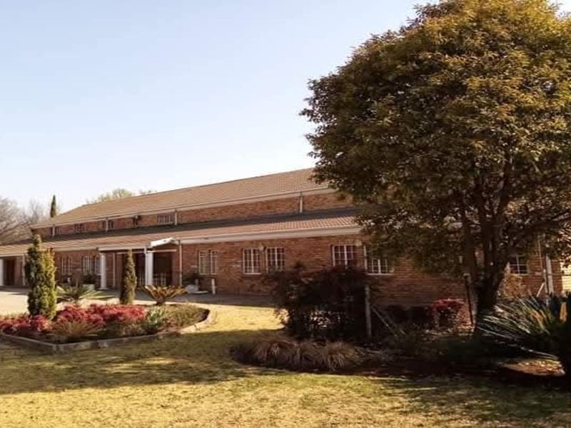 2.2 Hectare Institutional Property – Ideal for Church, Private School or Training Centre - Photo 5