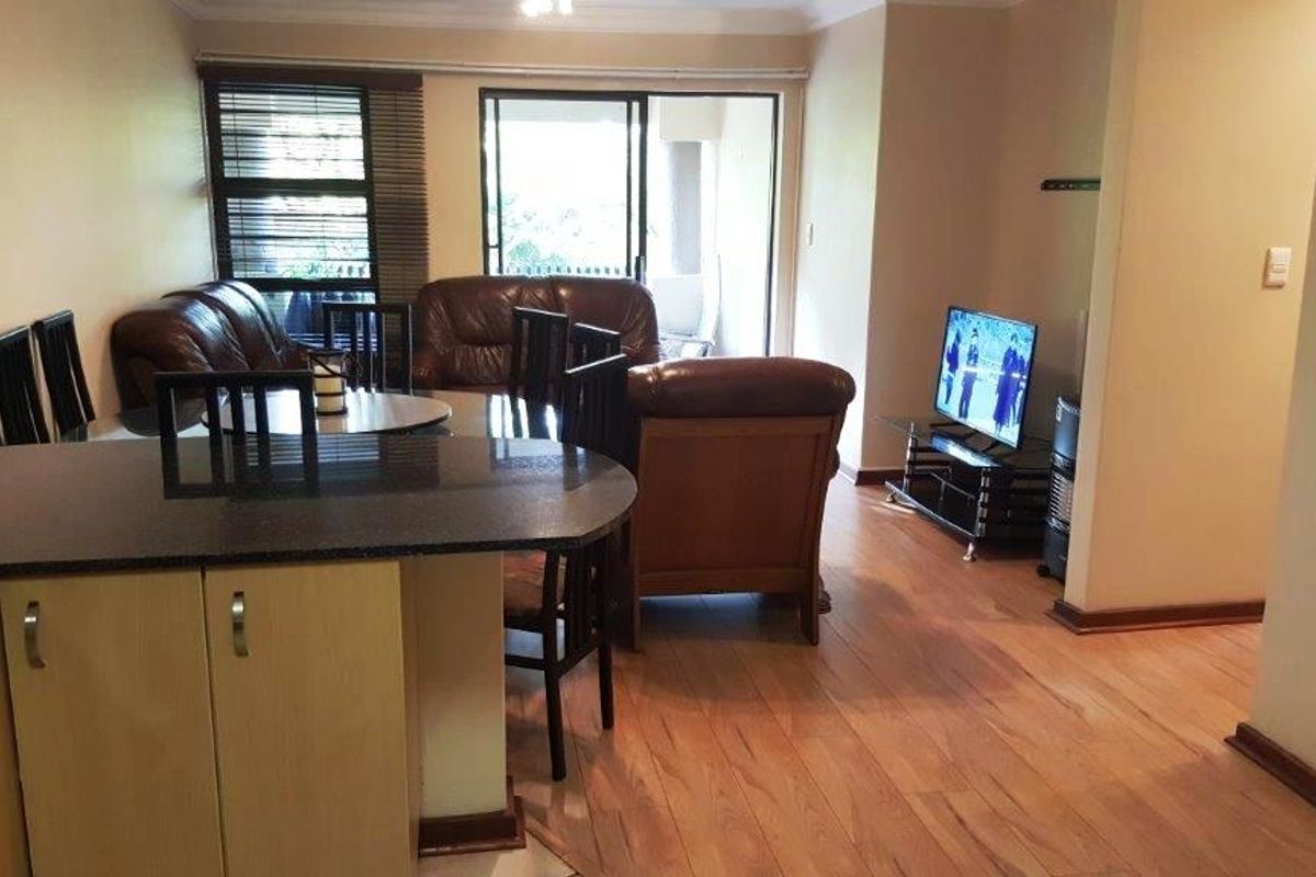 Trendy, spacious and secure! - Photo 3