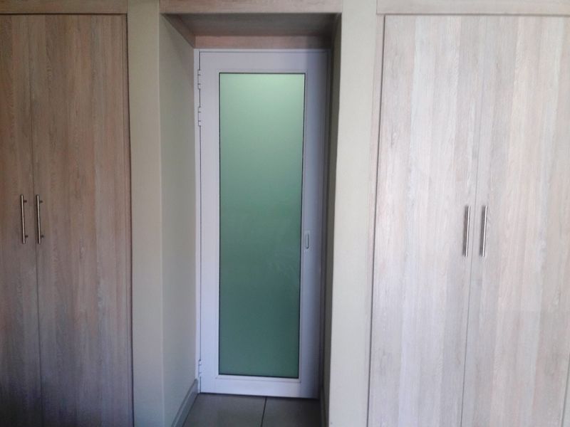 Recently Built & Perfectly Located - Ideal! - Photo 9