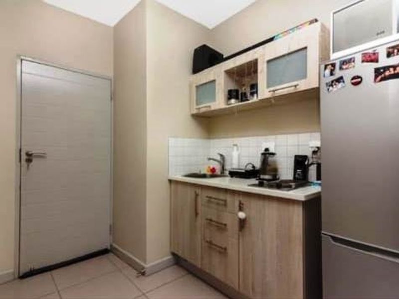 Recently Built & Perfectly Located - Ideal! - Photo 6