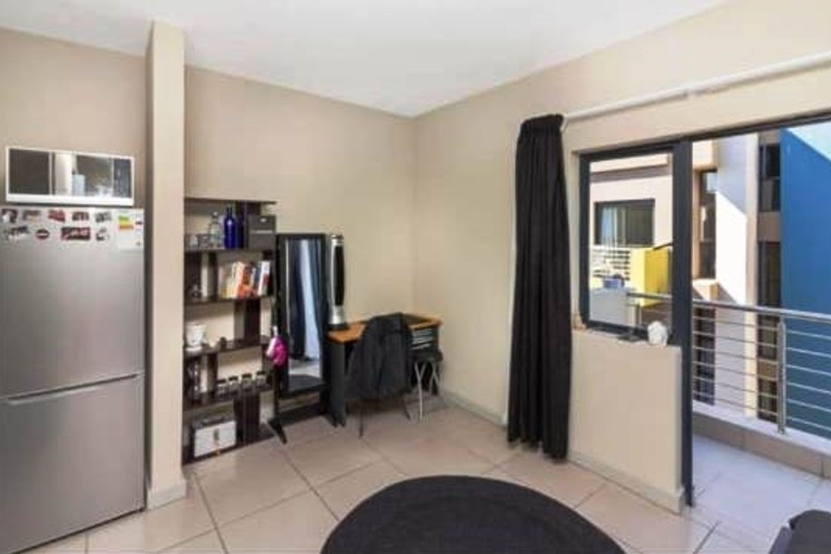 Recently Built & Perfectly Located - Ideal! - Photo 4