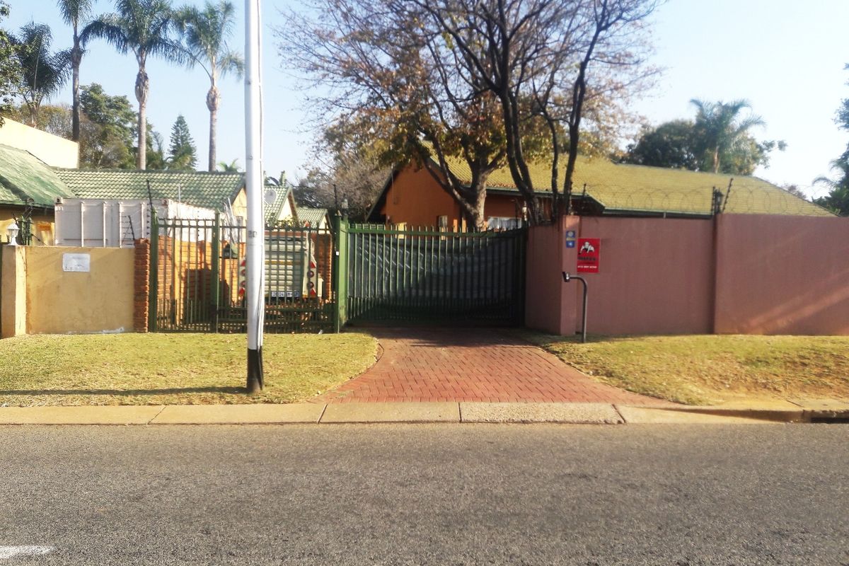 Land for Sale in Constantia Park For Trade Visibility! - Photo 2