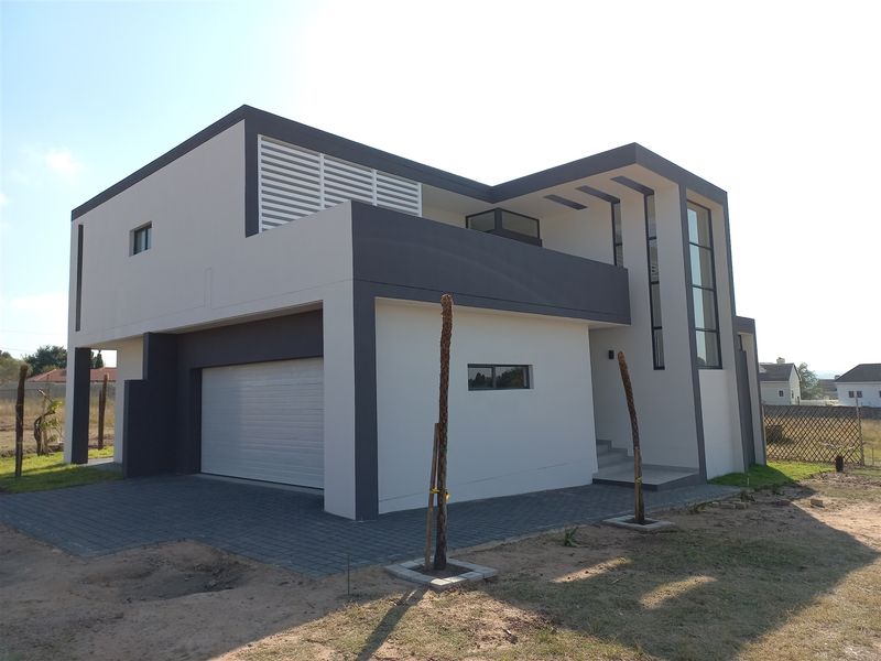 Ultra modern 3  bedroom Full Title Home in Secure Estate - Photo 8
