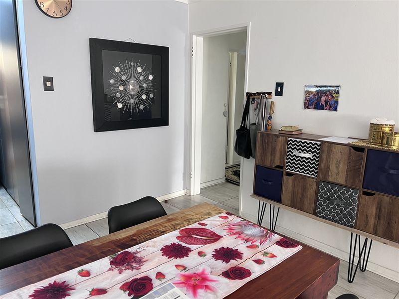 Perfect Simplex in Retirement Village ! - Photo 6