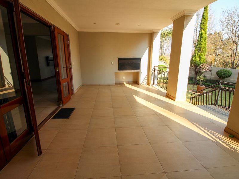 A home to please the Connoisseur and Embassies. - Photo 5